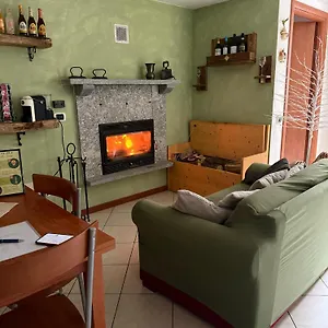 Alpaca's House: Green, Animals & View , Bellano Italy